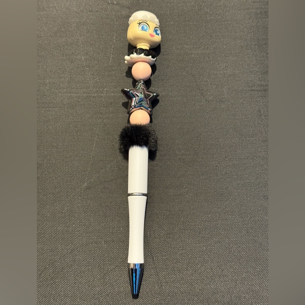 🏰 Disney Doorable Handmade Plumette (Beauty and the Beast)Pen✍️